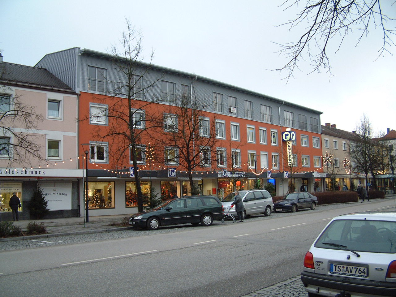 Geschäftshaus- Aufstockung Burghausen